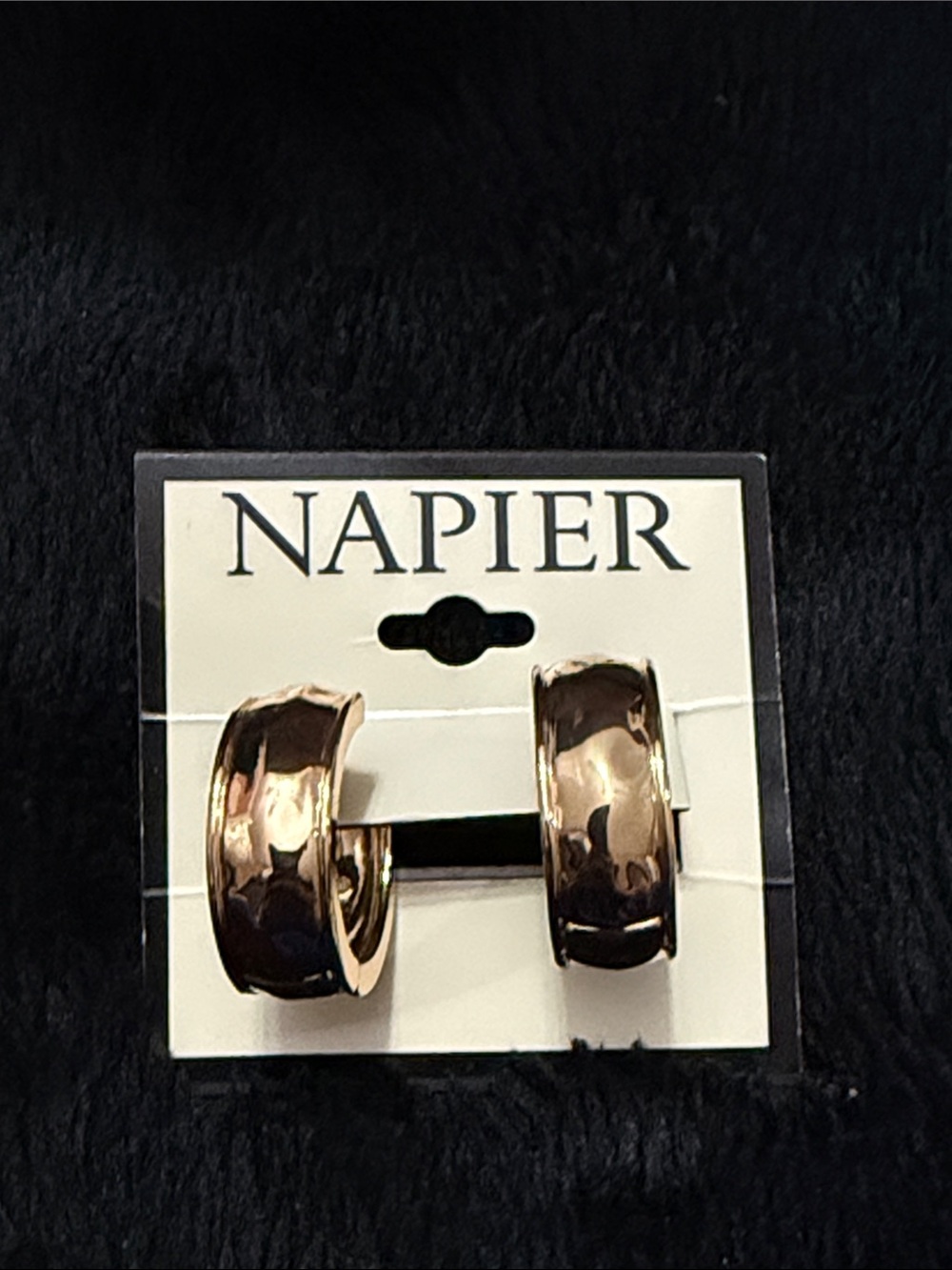 Gold tone Chunky Hoop Earrings - Women's Fashion Jewelry